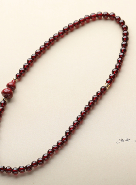 缘之固女石榴石朱砂葫芦复古手串