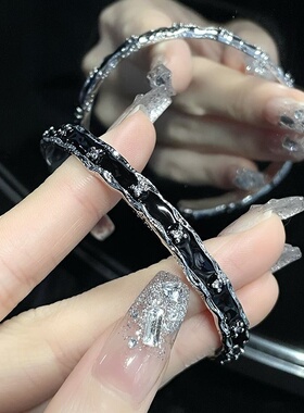 高级感手环珐琅法式个性黑色开口手镯女ins小众设计轻奢暗黑锆石
