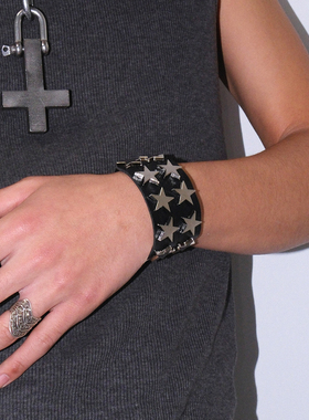 欧美摇滚朋克双排星星铆钉手环