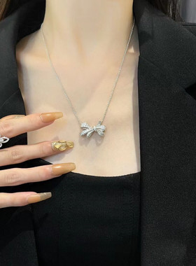 项链旗舰店女结闺蜜耳环手链轻奢小众设计锁骨套装礼物满钻网红