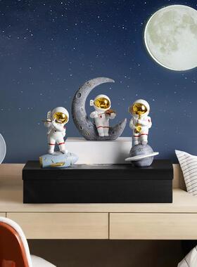 新款直销轻奢礼盒送男生太空人宇航员摆件客厅桌面家居装饰六一儿