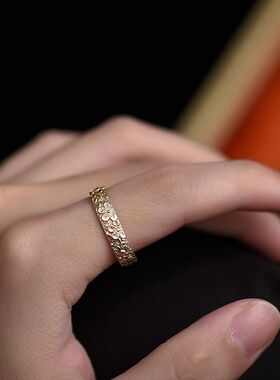 纯银描金梅花戒指女款时尚轻奢