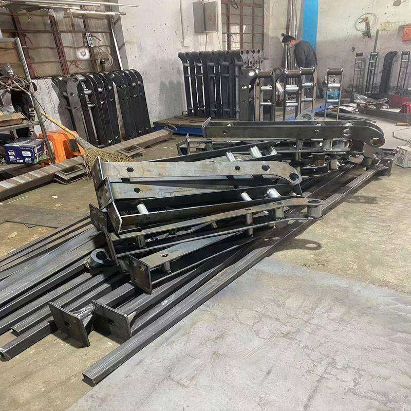 Shanghai sheet metal manufacturer type chassis cabinet bending and welding stainless steel plate laser cutting and bending manufacturer
