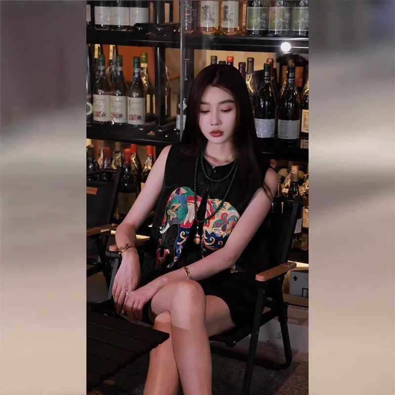 新中式重工刺绣马甲女轻国风坎肩2024夏季高级感高端马夹唐装背心,淘宝优惠券,粉丝福利购,淘宝优惠卷