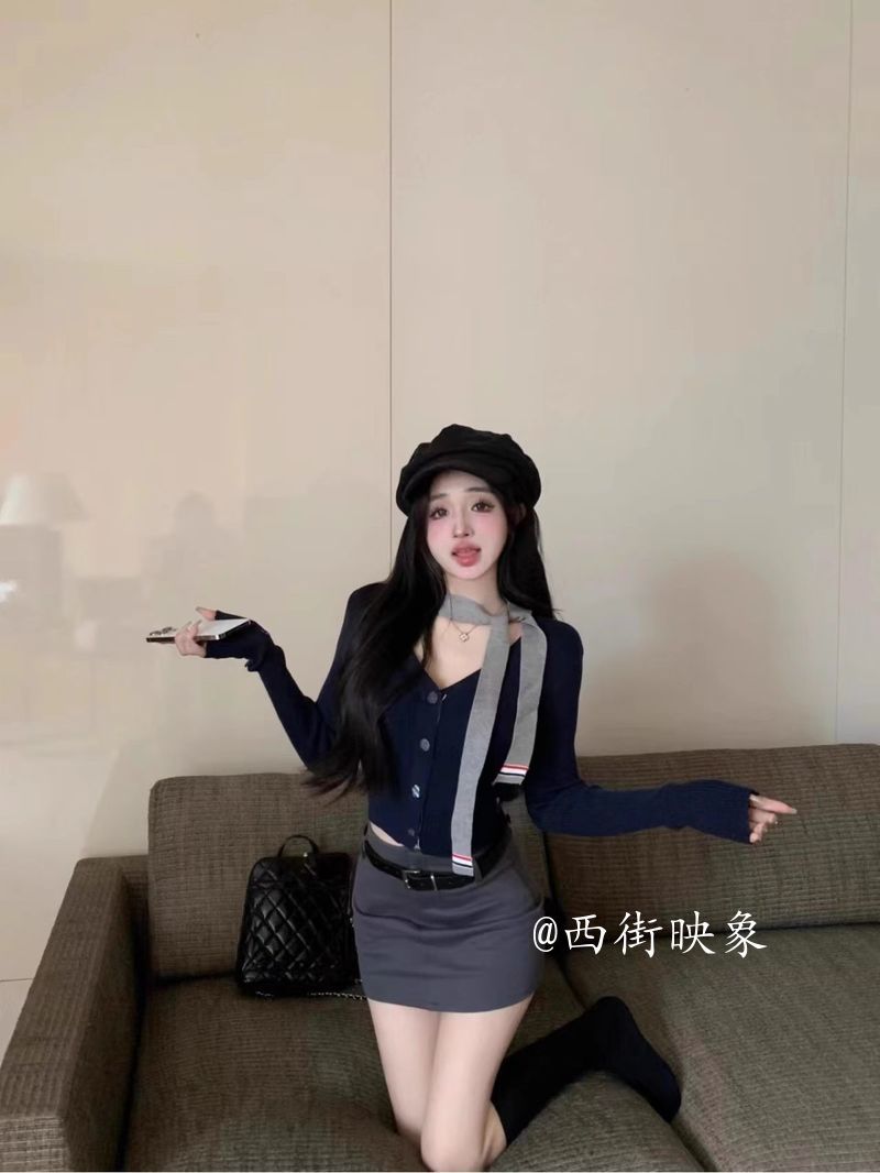 单/两件套秋冬季温柔风v领开衫上衣女修身收腰毛衣包臀裙半身短裙