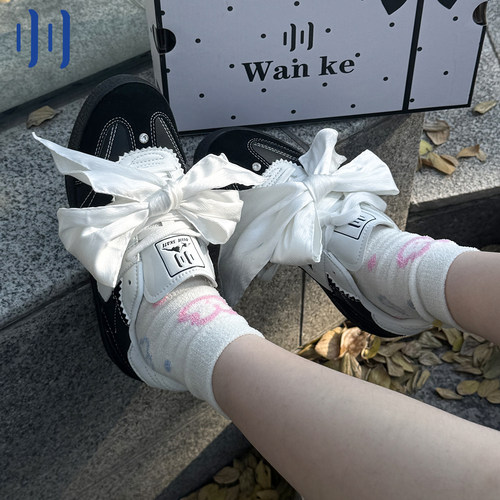 顽刻官方黑色皮质蝴蝶结丝带生胶W系列国潮男女德训滑板鞋 - 图3