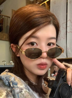 2025新款椭圆形个性金属框墨镜女高级感复古太阳镜方圆脸显瘦欧美