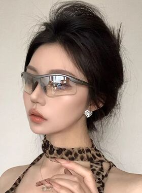 2026年春季户外防紫外线骑行眼镜防风防晒墨镜登山护目镜日夜两用