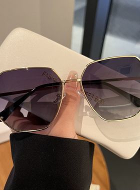 韩版新款偏光太阳镜男士开车专用墨镜大脸显瘦时尚防紫外线强光