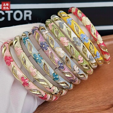 北京景泰蓝手镯合金滴油珐琅彩镯子送女生甜美小花清新时尚首饰品