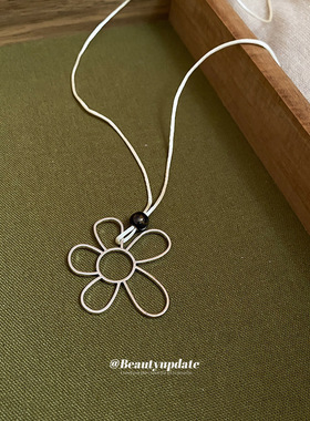 银色镂空花朵珍珠项链小众设计