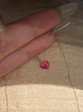 炽热斯嘉丽红宝石爱心项链