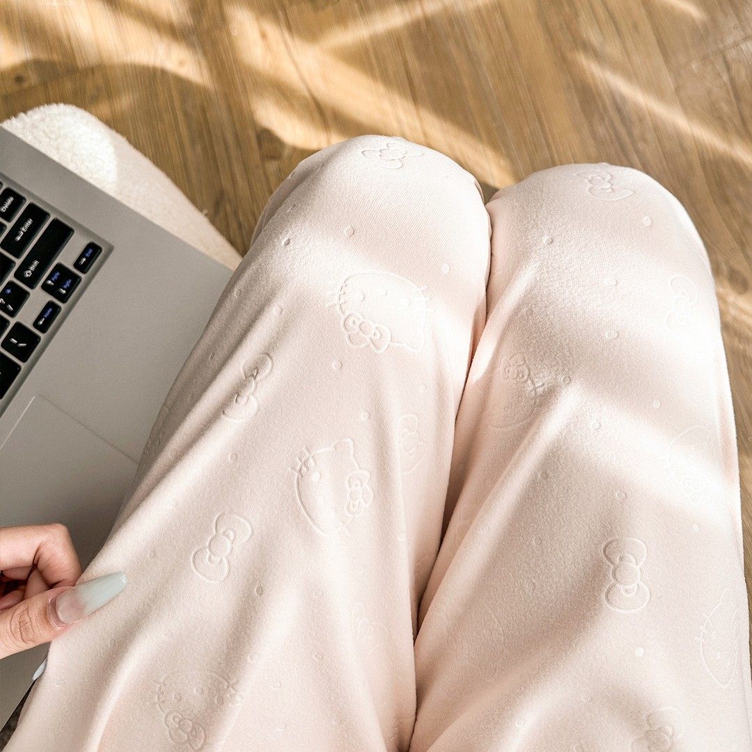 德绒秋冬新款凹凸kt猫印花遛弯直筒裤女大码300斤可穿宽松家居裤,淘宝优惠券,粉丝福利购,淘宝优惠卷