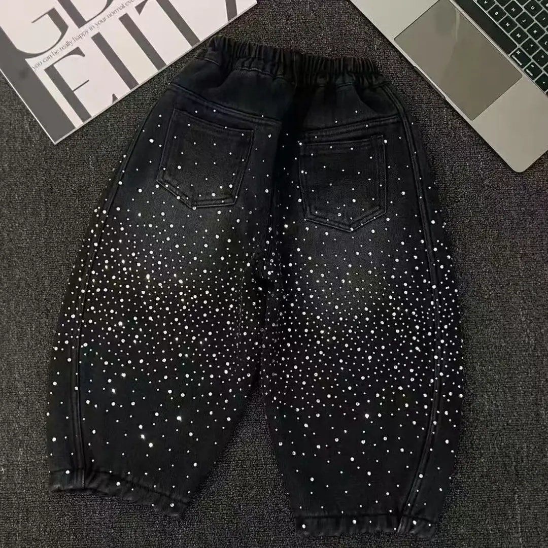 “璀璨星闪”2026火出圈的满钻爆闪牛仔裤一体加厚绒新款个性裤子,淘宝优惠券,粉丝福利购,淘宝优惠卷