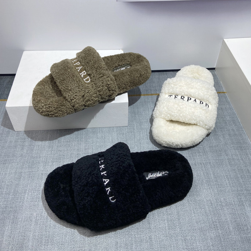 真皮羊羔毛拖鞋女厚底2024秋冬字母网红皮毛一体平底毛毛拖鞋外穿,淘宝优惠券,粉丝福利购,淘宝优惠卷