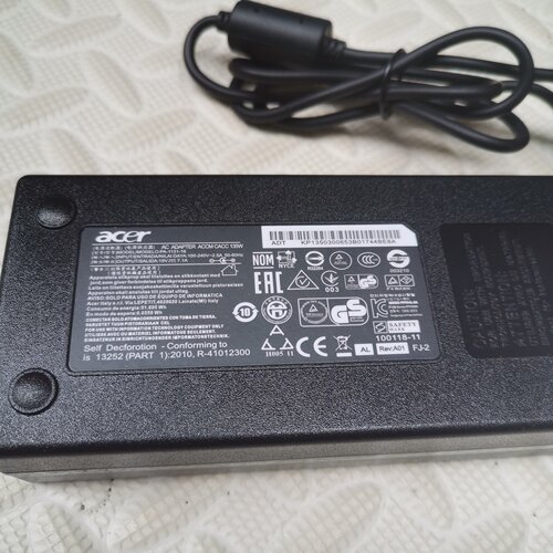 宏基/Acer19V7.1A电源适配器 ADP-135KB T充电器线变压器 - 图2