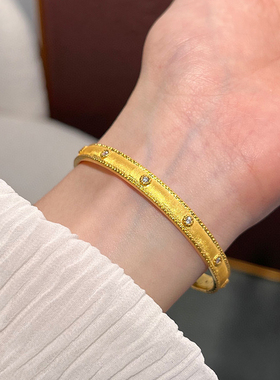 999足金点钻手镯奢华宫廷风