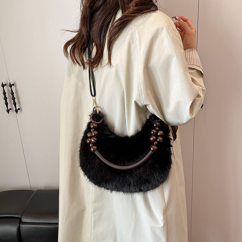 网红新款毛毛手提包韩版女士搭配手工木珠单肩包简约斜挎包洋气,淘宝优惠券,粉丝福利购,淘宝优惠卷