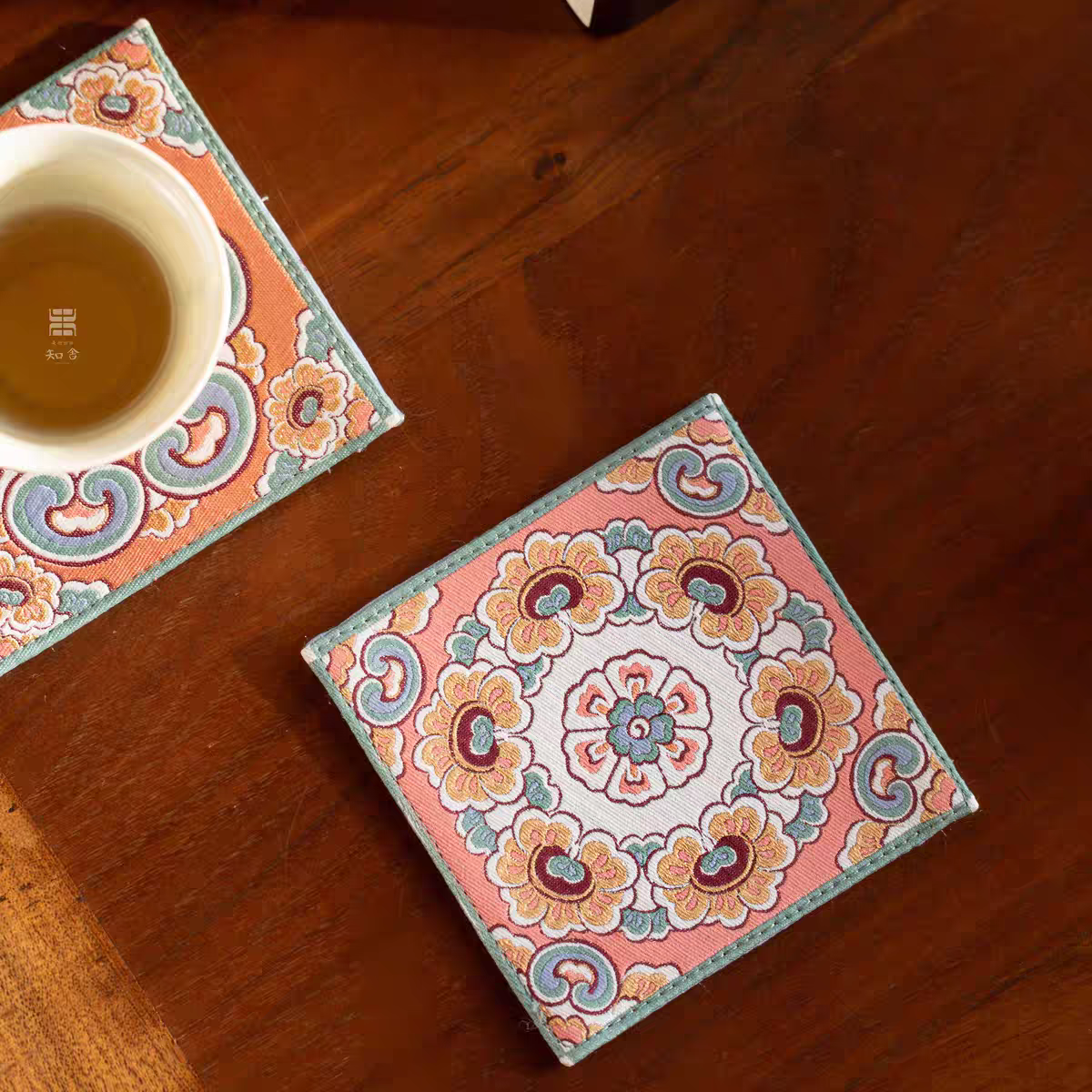 知舍 原创 团花藻井纹杯垫 新中式 复古 宫廷风家居 隔热茶桌垫子,淘宝优惠券,粉丝福利购,淘宝优惠卷