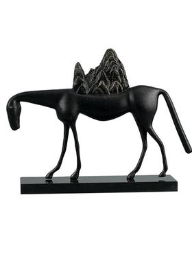 现代简约黑色马摆件办公室书房书柜样板房软装家居轻奢装饰工艺品