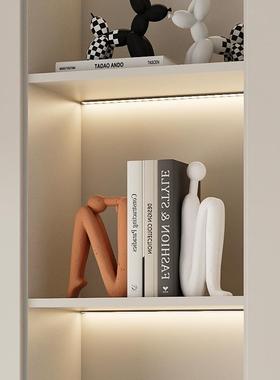 匠十三 现代轻奢创意人物书档电视柜抽象摆件家居客厅高档酒柜摆