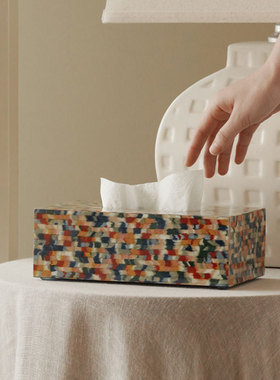 中古风彩色纸巾盒样板间