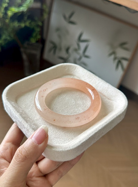 天然金丝玉宝石光觅缘胖圆条无同款圈口55.8mm 品相基本完美