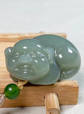 天然和田玉生肖猪吊坠哼哼来财立体福猪玉佩男女挂件玉石项链玉坠