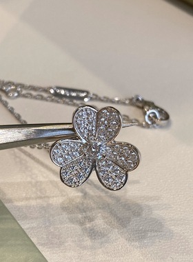 三叶草项链满钻18k花瓣吊坠mini中号幸运草花朵玫瑰金白金锁骨链