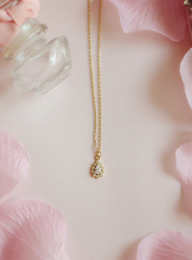 水滴石吊坠项链女气质百搭锁骨链