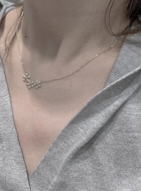 三花项链百搭个性精致锁骨链女