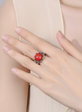 民族风镀荷花南红戒指