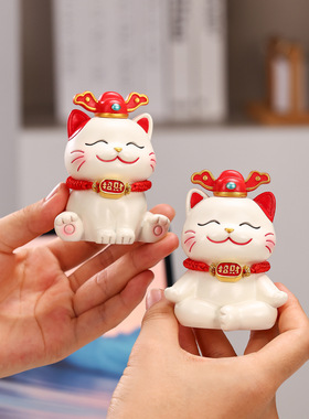 招财猫摆件创意可爱桌面装饰办公室工位礼物励志小猫送同事礼品新