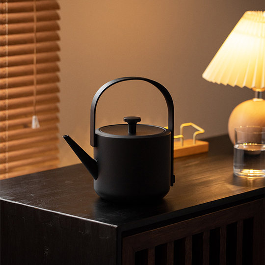 Ti-Flagship-Store: Wasserkocher im chinesischen Stil mit Balken