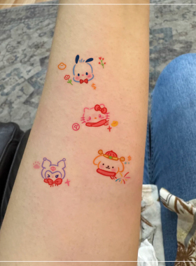 三丽鸥彩色纹身贴纸女可爱风tattoo防水持久遮疤锁骨手指高级感