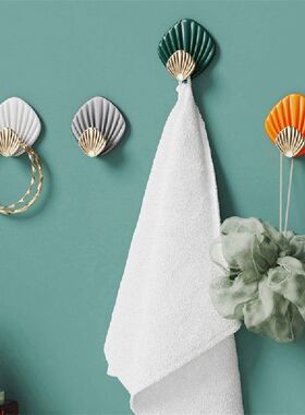 4pcs Creative Shell Shape Wall Hanging Hook Punchfree