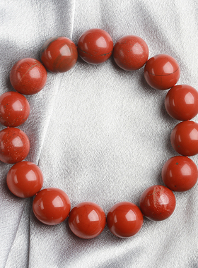 戴红又戴金，万事都顺心