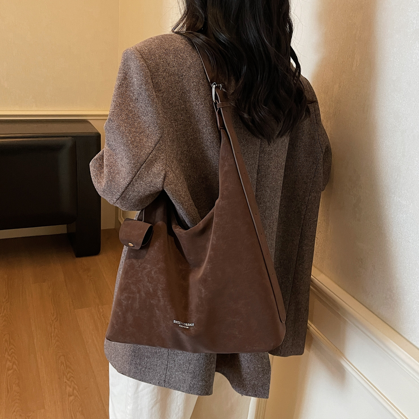 托特包女大容量2026新款秋冬季复古通勤单肩包高级感腋下包购物袋,淘宝优惠券,粉丝福利购,淘宝优惠卷