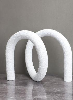 现代简约树脂白色绳结M形摆件 书房客厅玄关电视柜创意家居装饰品