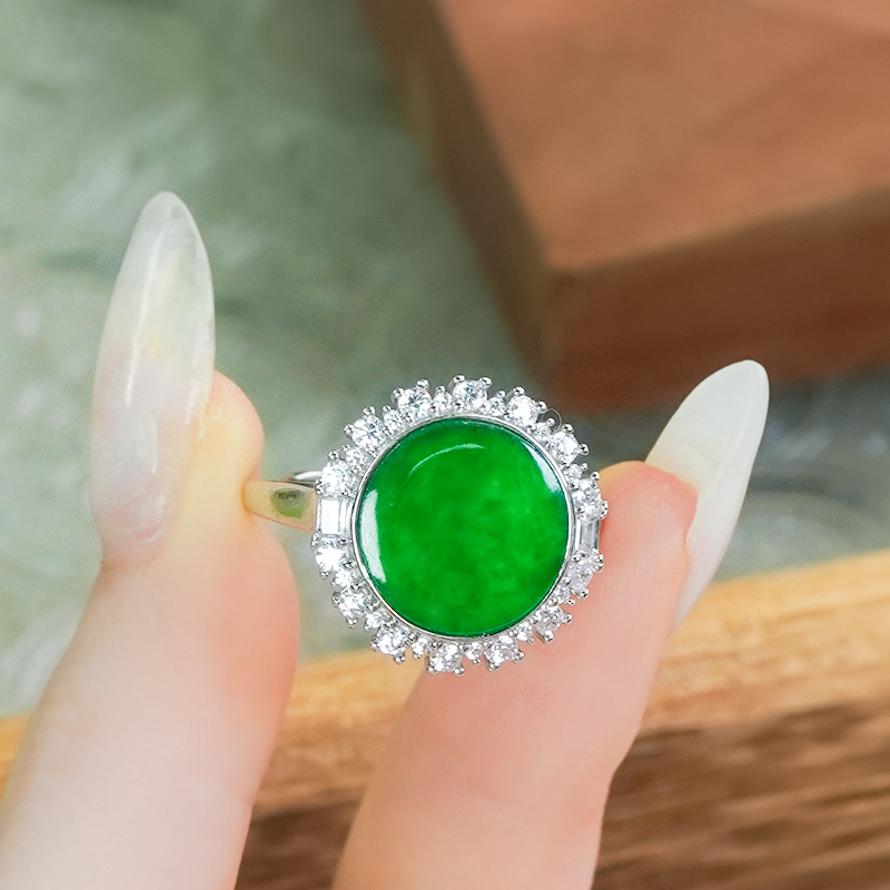 Silver inlaid natural jade A-grade exquisite green dragon stone grand jade medal ring