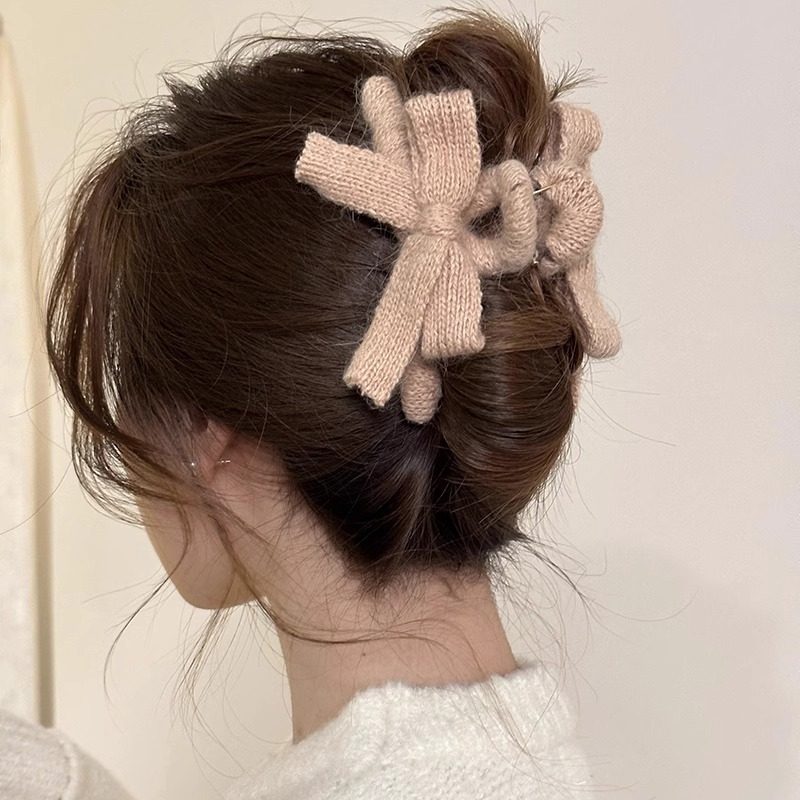秋冬毛绒蝴蝶结抓夹女2024新款感后脑勺发夹鲨鱼夹发量多头饰,淘宝优惠券,粉丝福利购,淘宝优惠卷
