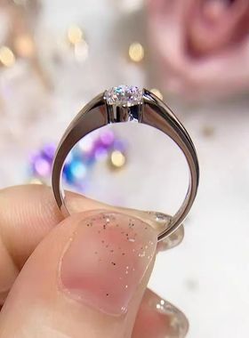 D色莫桑石简约光面男戒