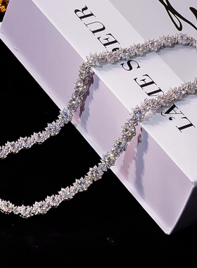 D色莫桑石满钻奢华太阳花项链