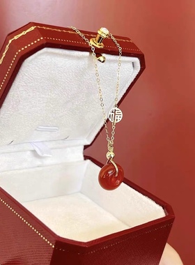 龙年本命年红玛瑙平安扣项链轻奢小众高级感锁骨链送女友生日礼物