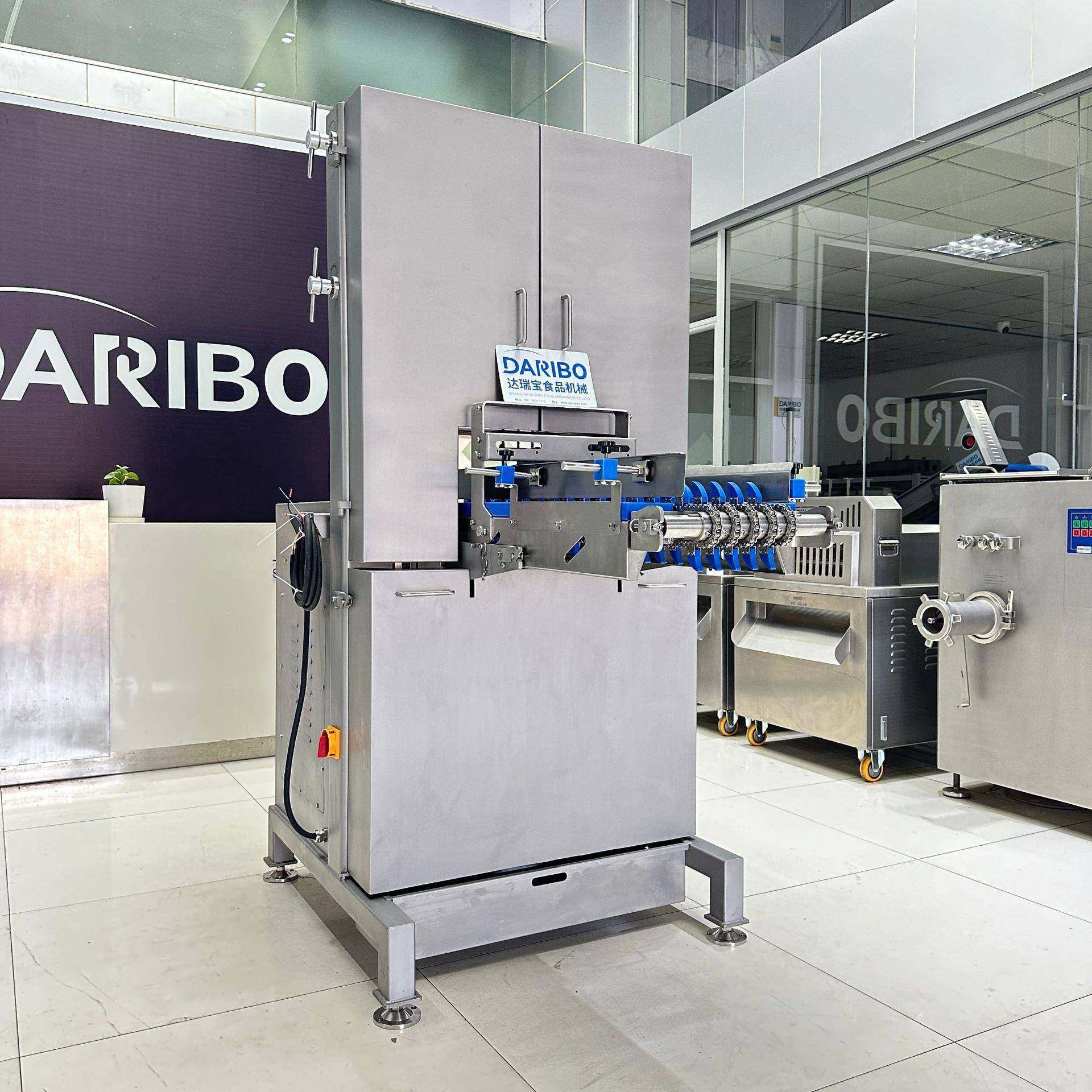 W大型猪蹄切块机流水线加工 卤猪蹄切块机器中房肉类带骨切半,淘宝优惠券,粉丝福利购,淘宝优惠卷