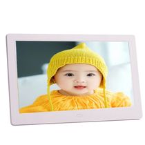 7 Inch LED Backlight HD 1024 * 600 Full Function Digital Photo