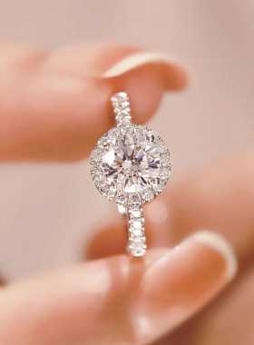 一克拉D色莫桑石钻戒18K金培育钻石戒指印记PT950铂金赠e大饼粉饼