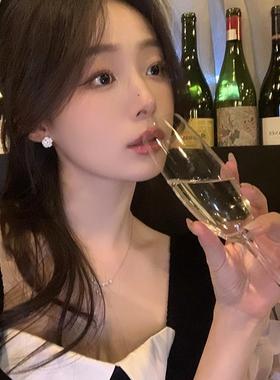 秋冬山茶花耳钉女轻奢小众设计感高级耳钉独特耳环