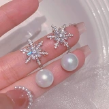 Дизайнерские демисезонные серьги из жемчуга, со снежинками, изысканный стиль