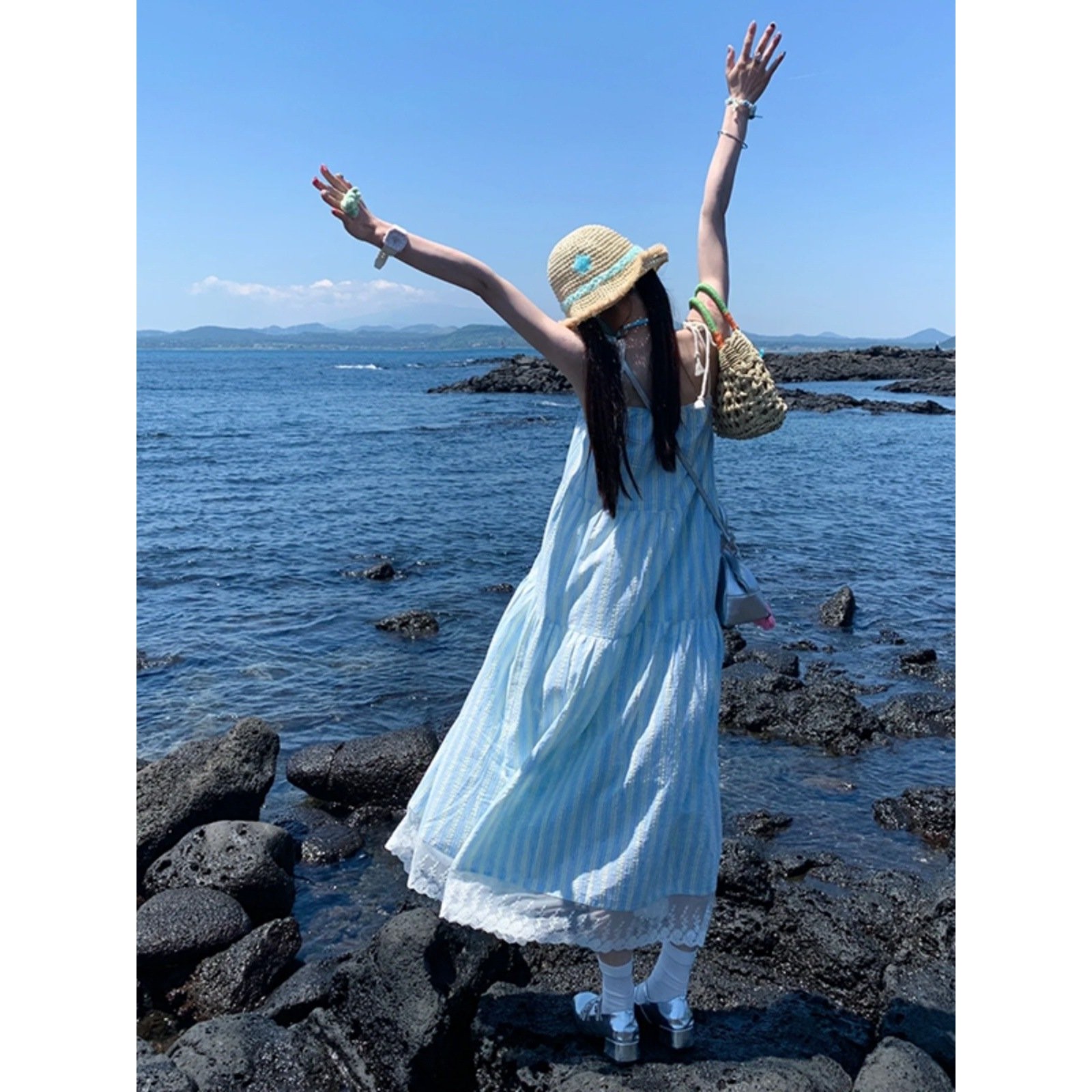 海边度假条纹吊带连衣裙子女2025夏季新款法式气质宽松小个子长裙,淘宝优惠券,粉丝福利购,淘宝优惠卷